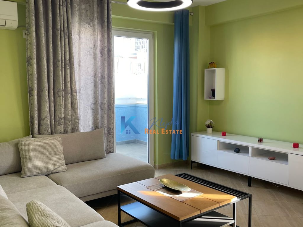 2+1 per Qira ne rrugen Jordan Misja, Kompleksi Gener2