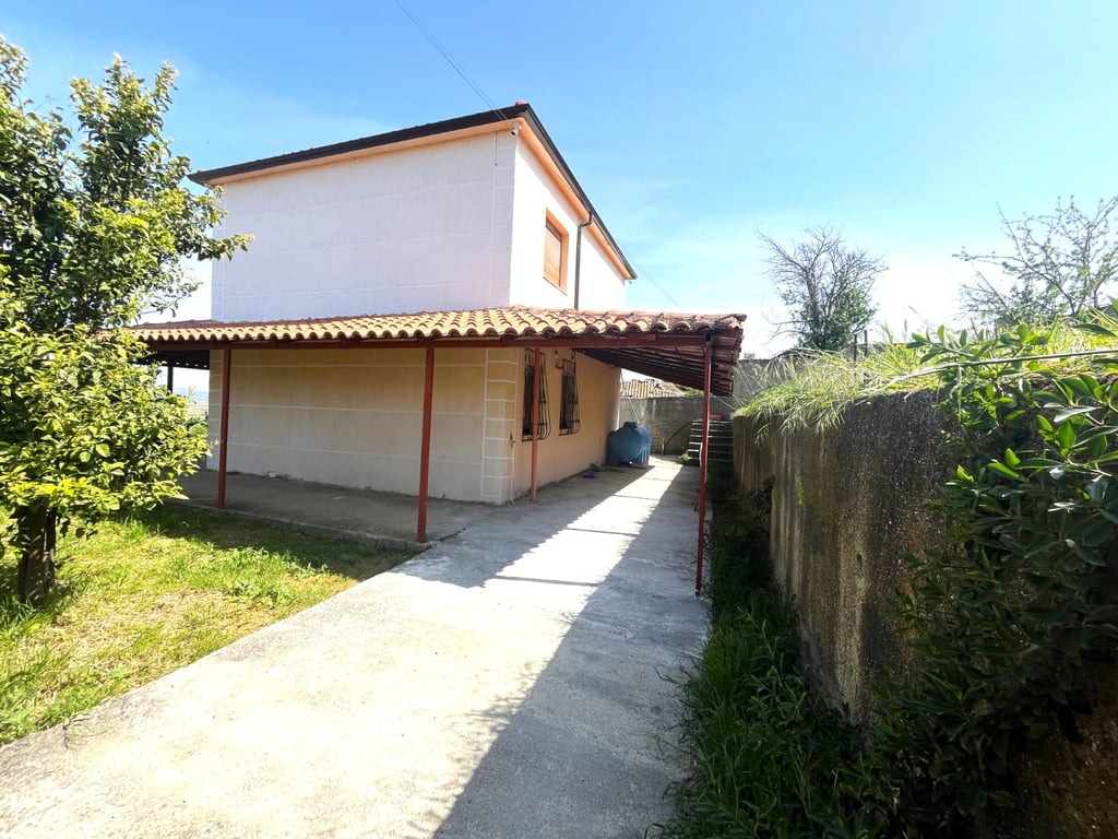 Vilë në shitje Xhuherin