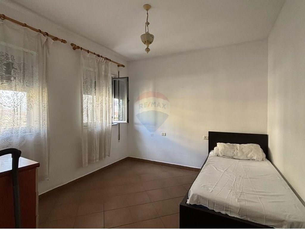 Appartamento 2+1 in affitto Palazzo con Freccia