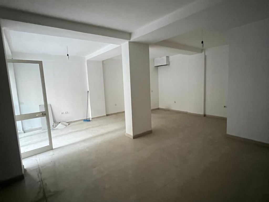 Shop for rent
