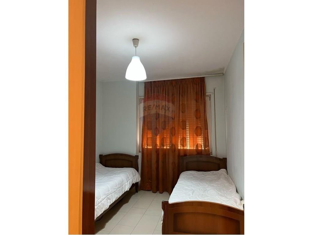 2+1+2 apartment for rent in Astir