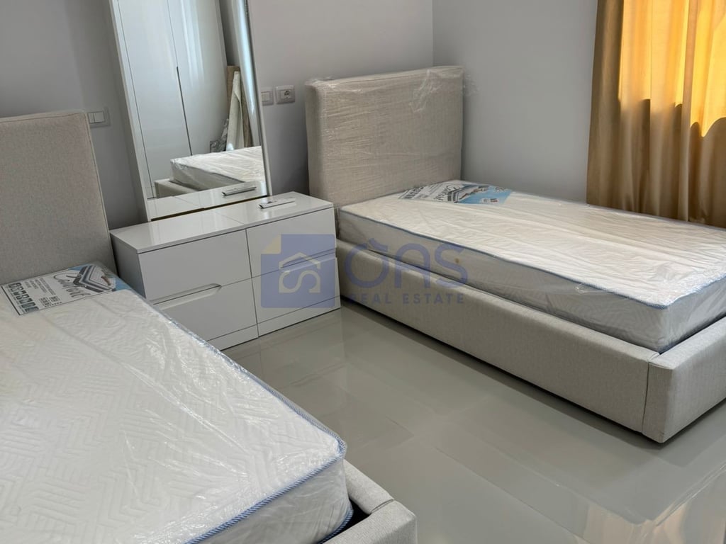 For sale, a super 2+1 apartment with a sea view in Vlorë.