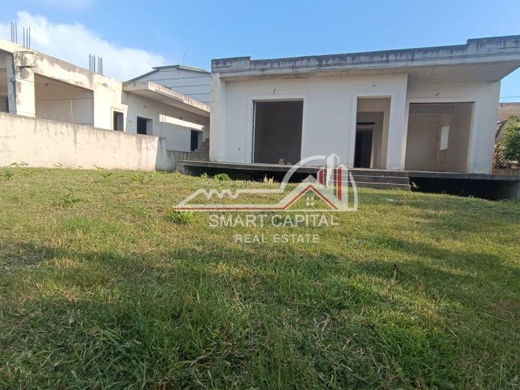 PRIVATE HOUSE FOR SALE 3+1+2 AT FUSHA E DRUVE-VLORË