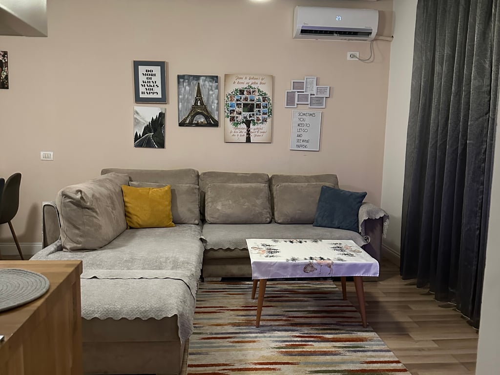 Shitet apartment Okazion ne fresk