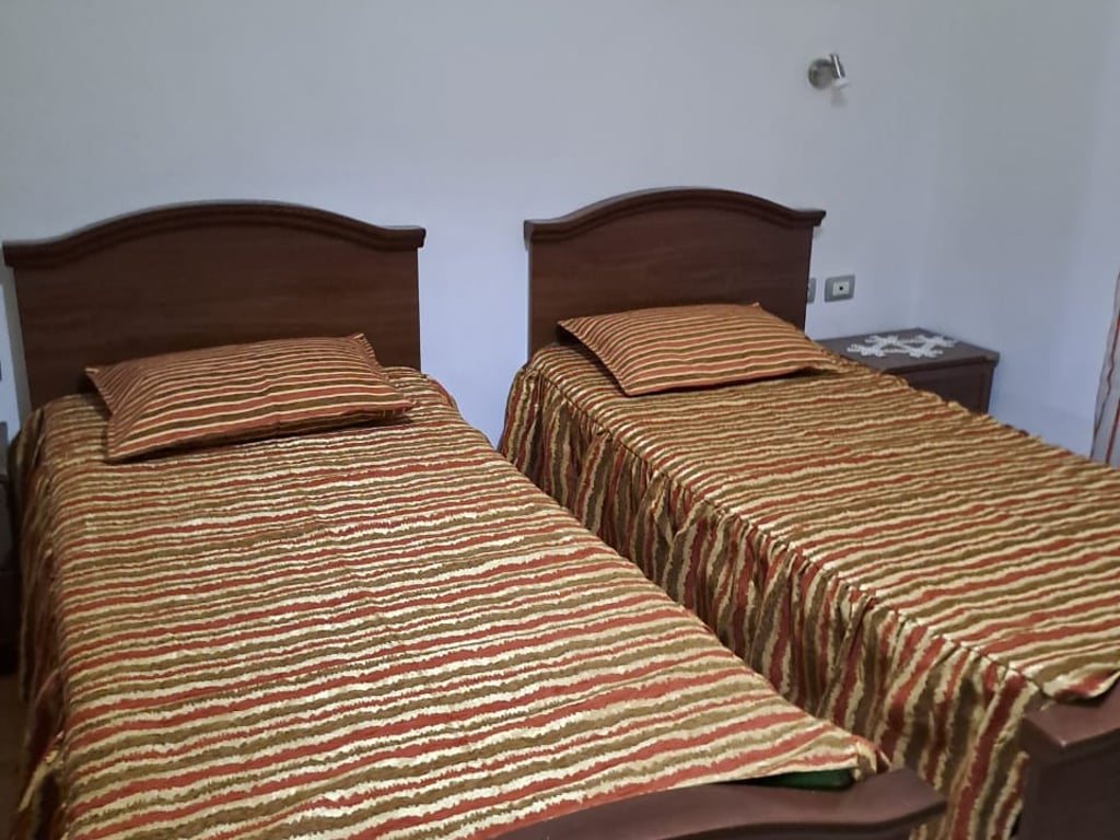 For rent, entrance 2+1+2+parking space in Astir.