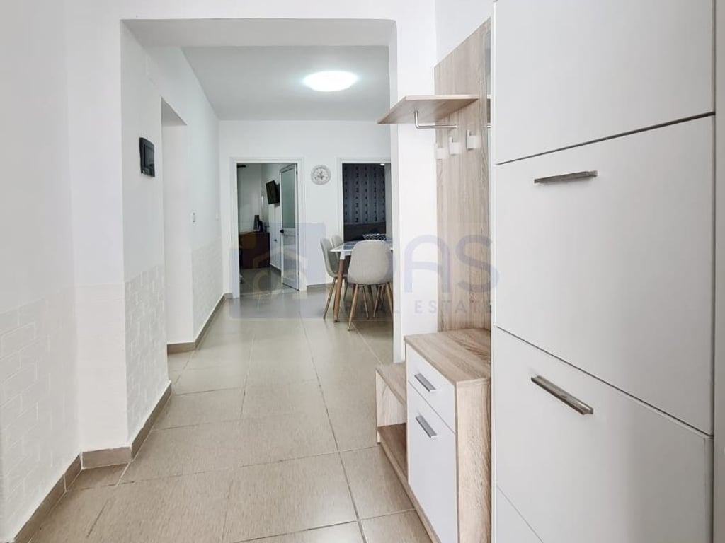 A private one-story house is for rent at Pazari i Ri.