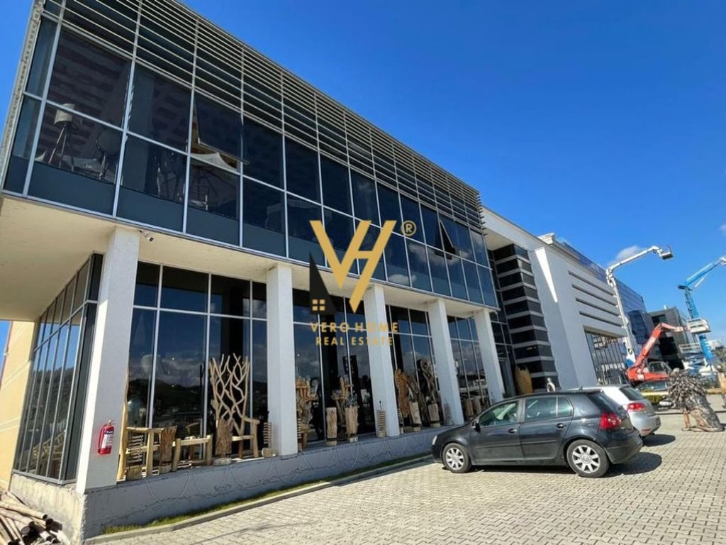VENDITA SHOWROOM A MARIKAJ 3.000.000 EURO