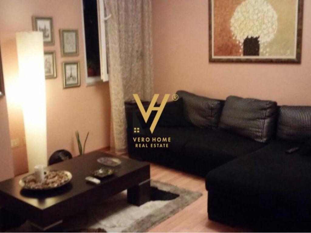 AFFITTASI APPARTAMENTO 1+1+BALCONE IN VIA ELBASAN A 450 EURO