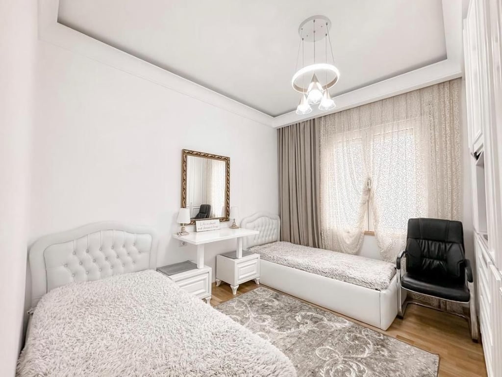 Luxury Apartment for Sale 3+1+2 with Garage, near the Botanical Garden