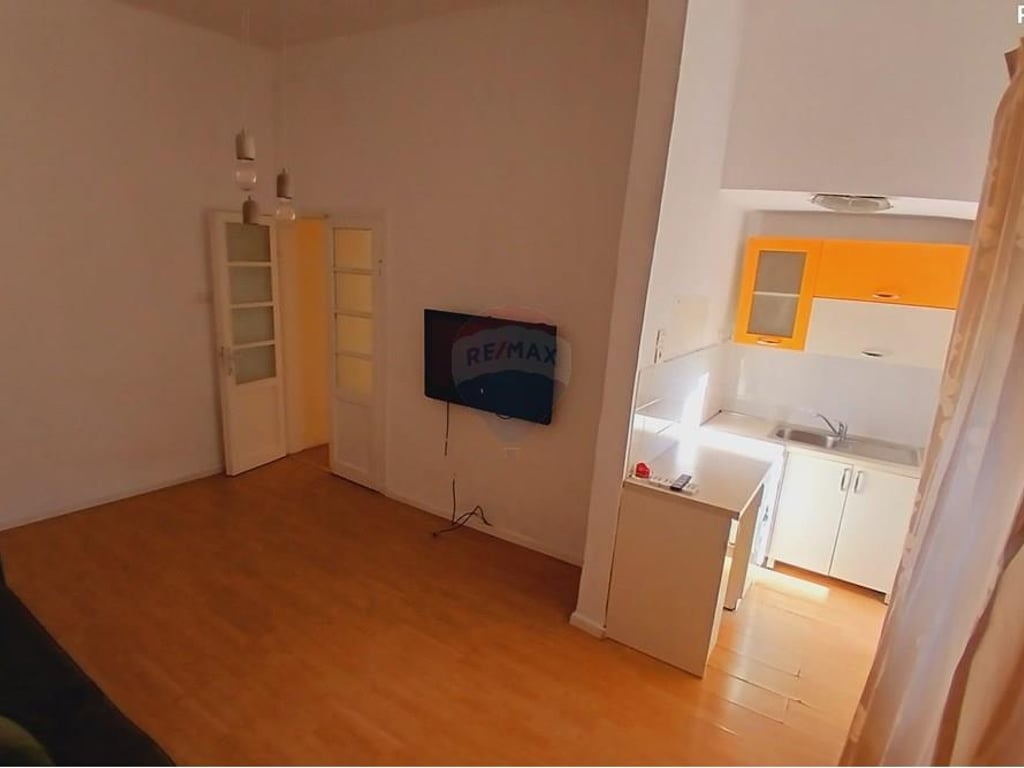 2+1 APARTMENT FOR RENT AT WILSON SQUARE!