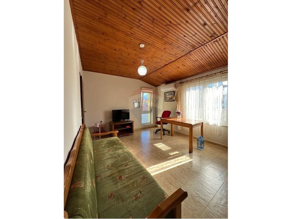 Jepet me qera apartament 1+1