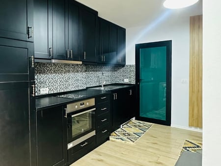 APARTAMENT 1+1 TEK SHKOLLA PJETER BUDI