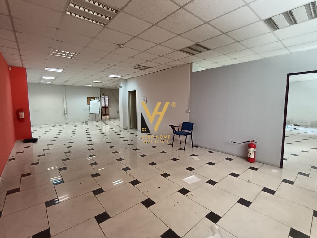 300 M2 OFFICE FOR RENT ON ELBASAN STREET 3,000 EURO