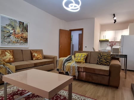 1+1 apartment for rent in the Botanical Garden, near CONAD.