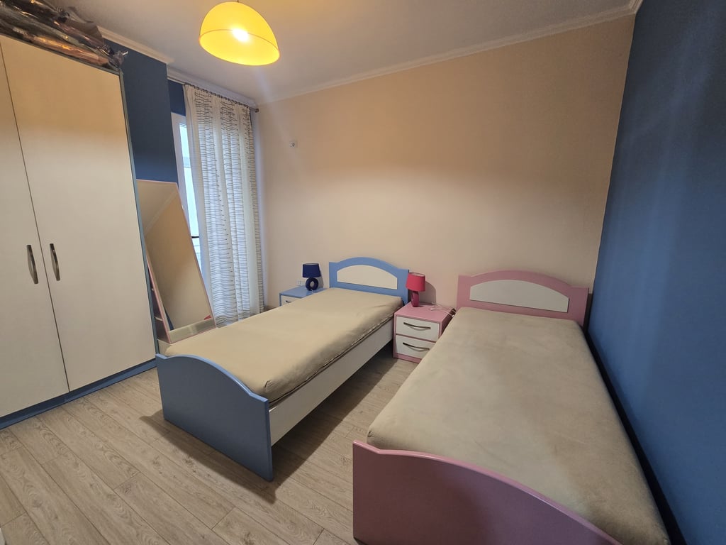 Affittasi appartamento 2+1 a Yzberisht