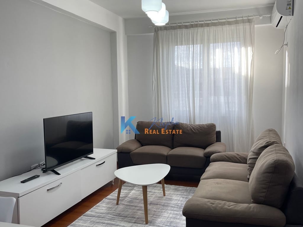 2+1 per qira qira te 21 Dhjetori, Kompleksi Star