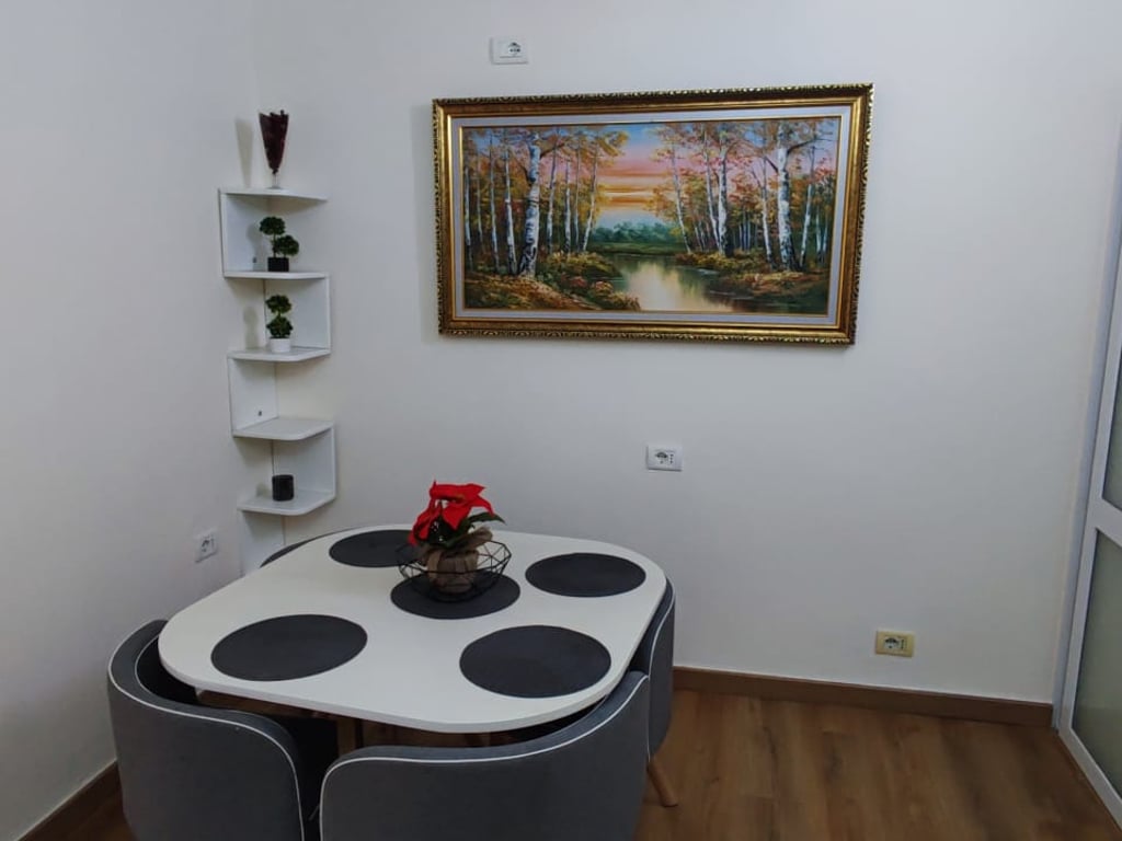 Apartament 2+1 per qira Pazari i ri