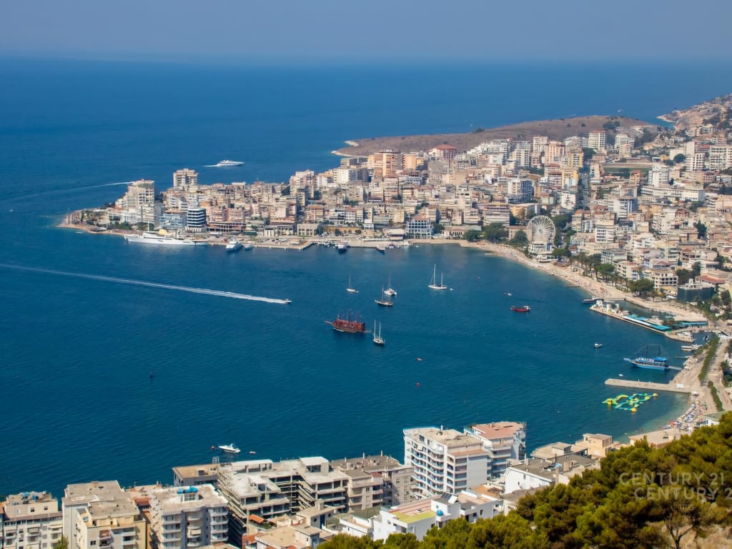 VENDES BOUTIQUE HOTEL A SARANDA