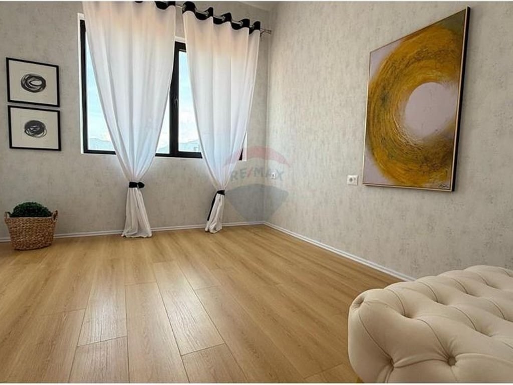2+1 apartment for sale on Gjergj Fishta Boulevard!