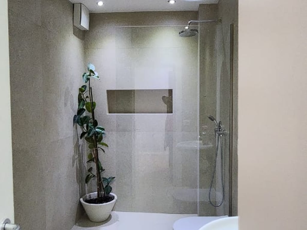 Apartment 2+1 for rent, New Market near Optika Roma 500 euros (Partially Furnished)