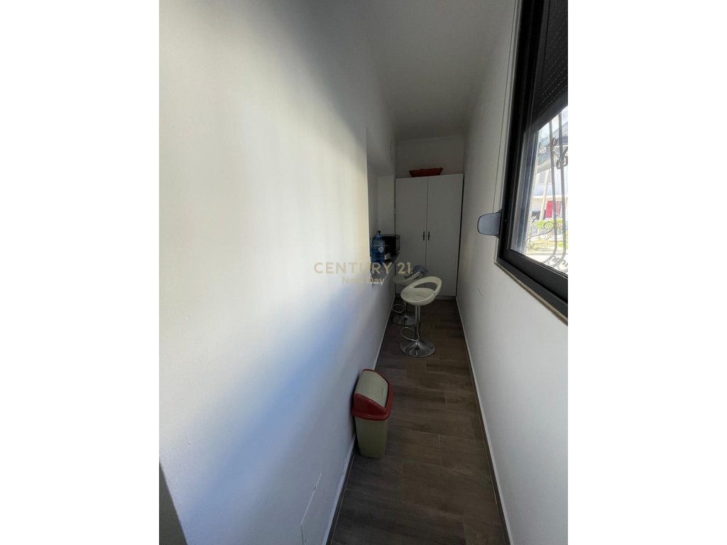 AFFITTASI APPARTAMENTO 2+1 VICINO AL MERCATO RURALE!