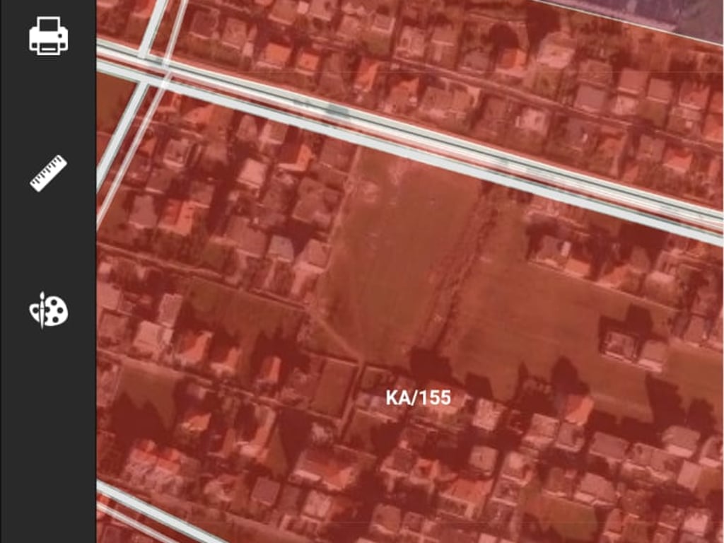 SHITET: 🟤 Tokë Arë Në Autostradën Tiranë - Durrës( 520 m Pas Delta Home ose Ardenos ) 📍Sip. 7400 m² ( Tokë e Kuqe me Intesitet 0.6) ZONË INDUSTRIALE