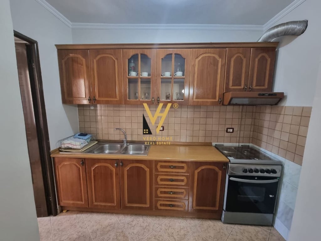 AFFITTASI APPARTAMENTO 2+1 A BRRYLI 500 EURO