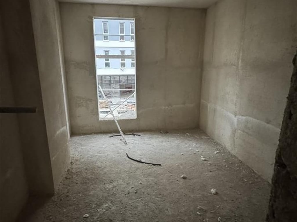 Shitet Apartament 2+1 te Kompleksi Univers City