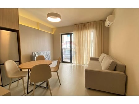 Appartamento 2+1+2 con posto auto in affitto!