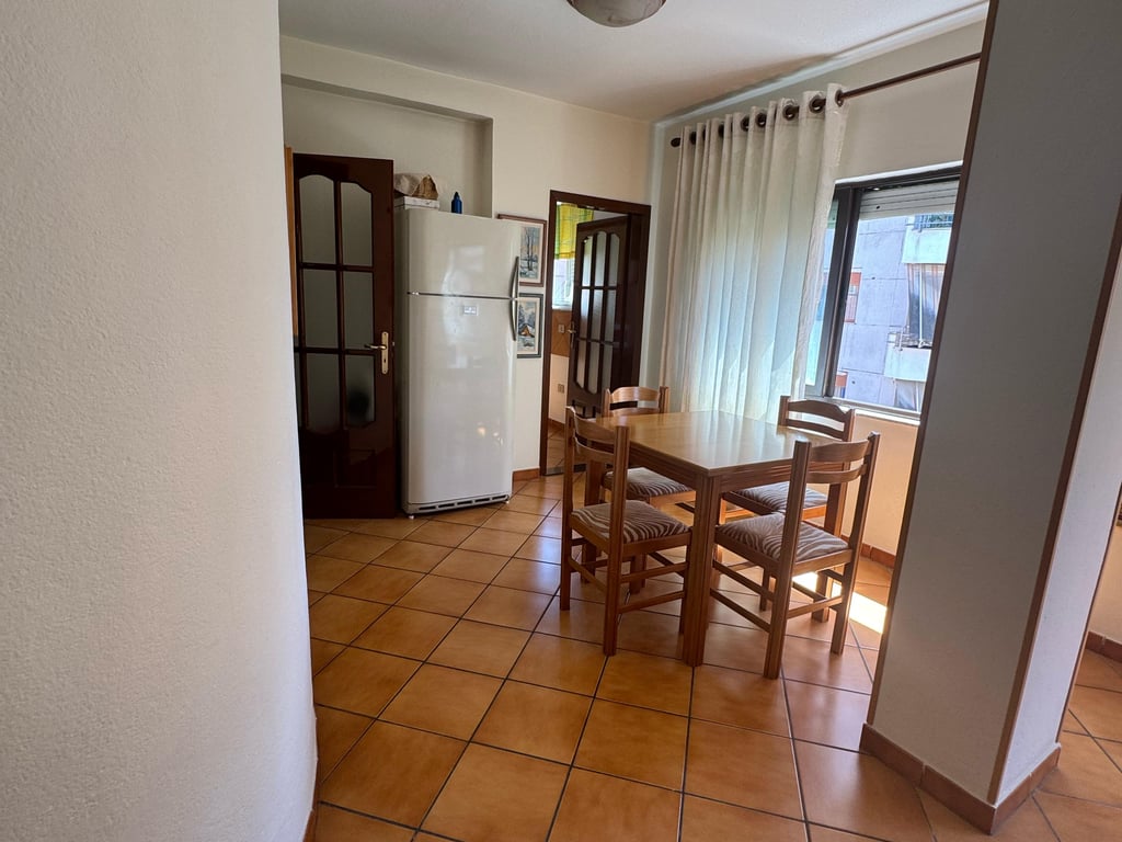 Tirana, Apartment for Sale 2+1+Balcony 5th Floor, 114 m²