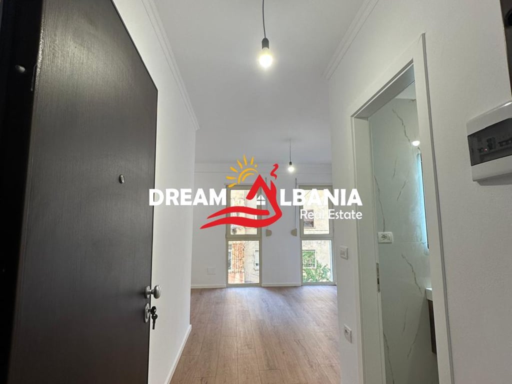 Appartamento 1+1 in Vendita vicino alla Procura del Circondario a Tirana (ID 41111044)