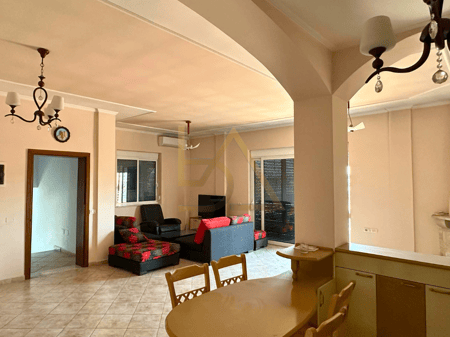 Affittasi appartamento 2+1+2 nella zona Porta della Conoscenza, Durazzo – 600 €/mese