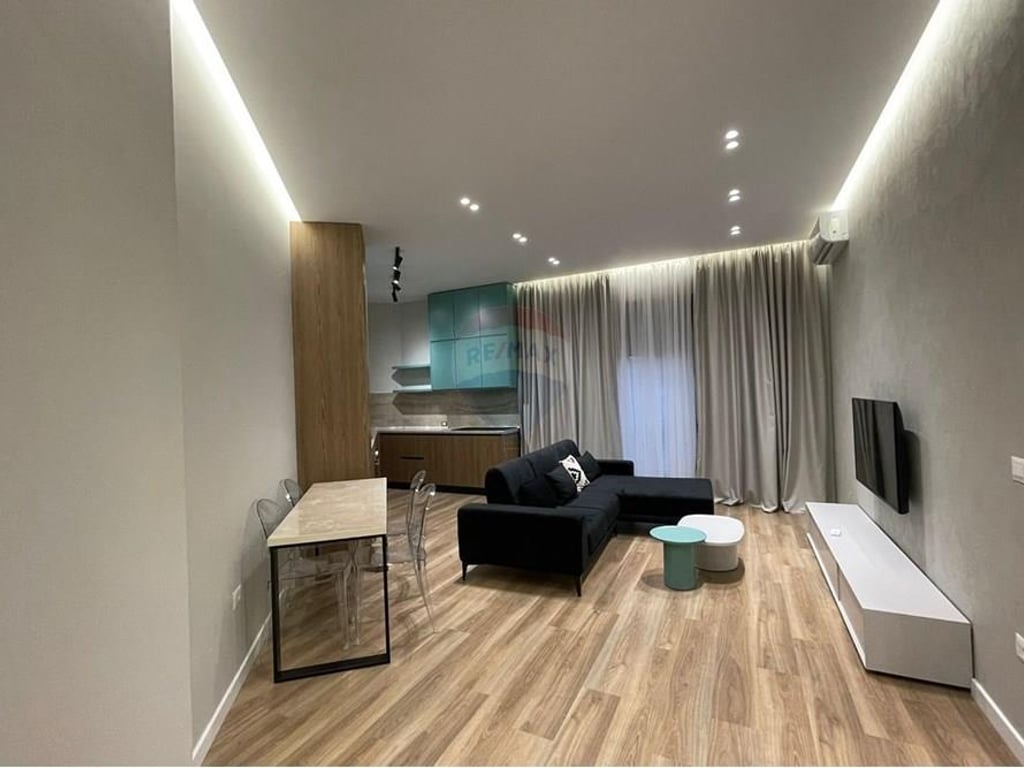 Apartament 1+1 per qira tek Kompleksi Delijorgji!