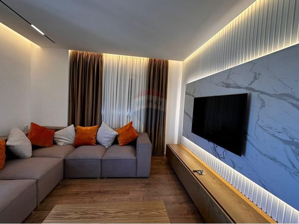 Apartament 2+1+2 me qira tek Kopshti Botanik! 1300€