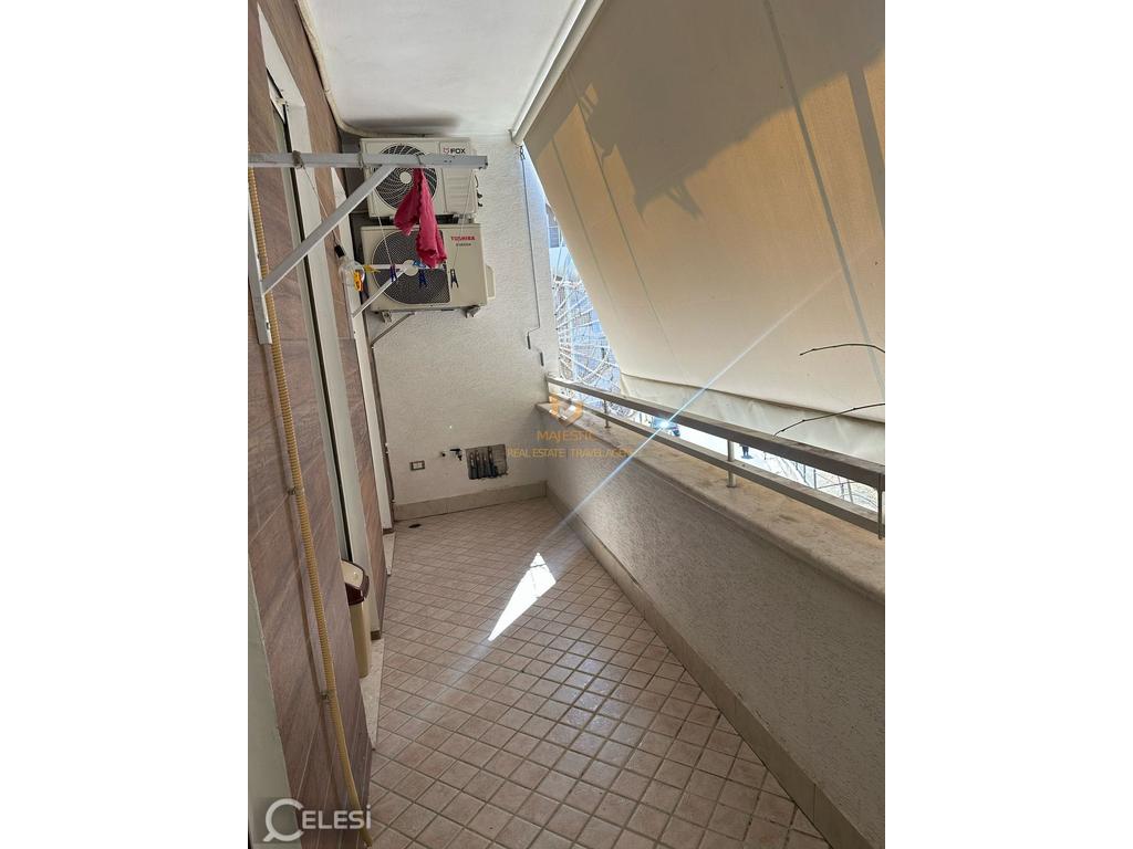 A 1+1 apartment is available for rent in Qesarake, Fresk.