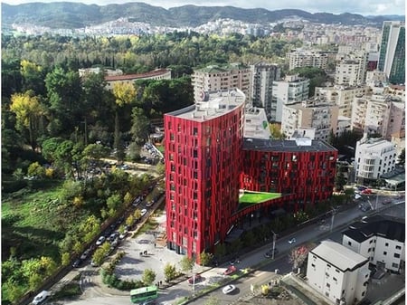 Ambient Biznesi Per Qira Tek Rruga e Elbasanit!
