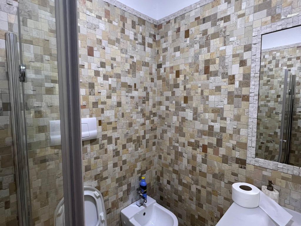 For sale: 2+1 Apartment in Kodra e Diellit – Modern Furnished and with Ample Space