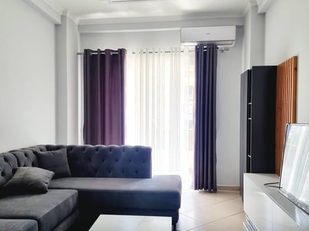 Apartament 2+1+2 i sapo mobiluar – Tek Kristal Center, Komuna e Parisit!