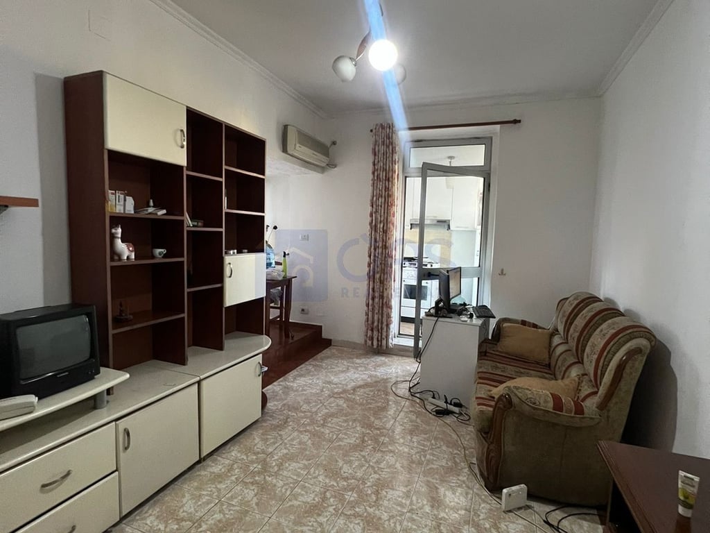 An apartment 1+1 is for rent in Bllok for 45,000 lek.