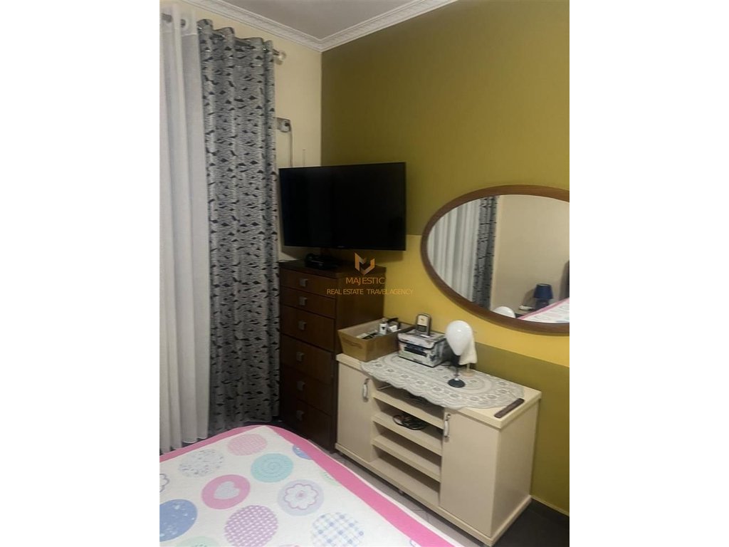 Vendesi appartamento 2+1 all'incrocio di Kamza.