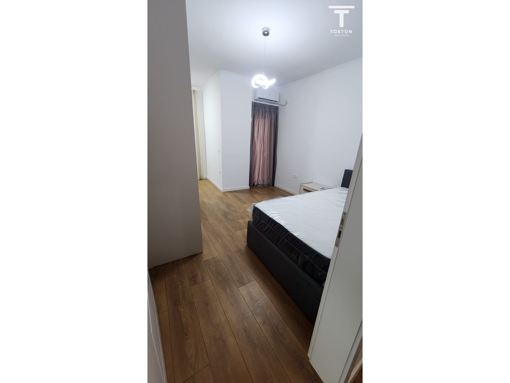 AFFITTASI, APPARTAMENTO 2+1, VIA DI DIBRA, TIRANA.