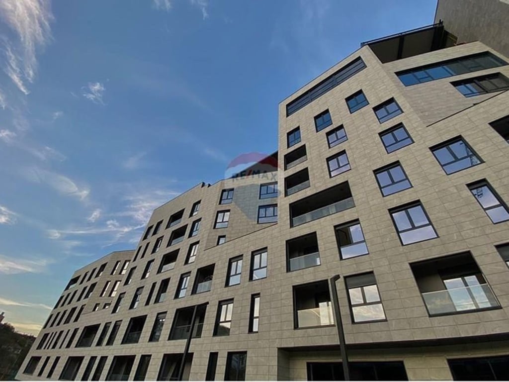 Apartament 2+1+2 Për Shitje ,Kopshti Zoologjik