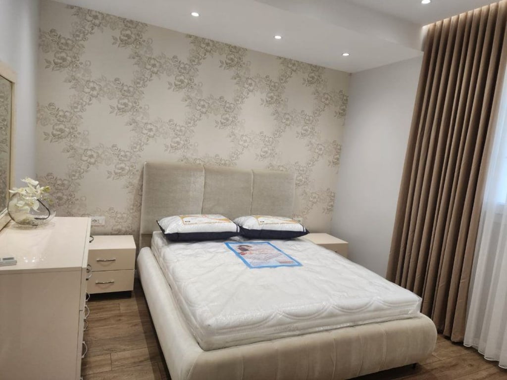 1+1 Apartment with Veranda for Rent, on Durrës Street, Tirana.