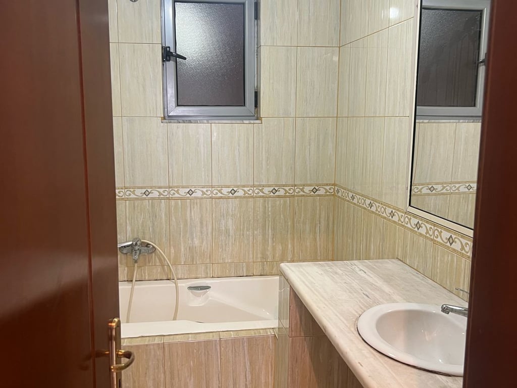 AFFITTASI APPARTAMENTO 2+1 480 EURO VIA KAVAJES