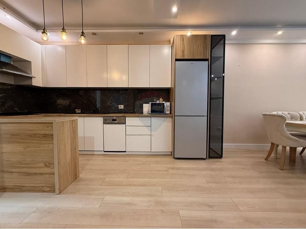 Apartment for rent 2+1+parking space.