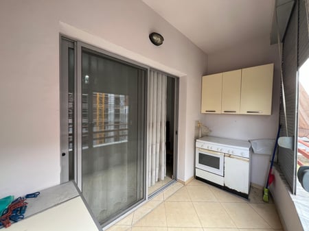 Qira, Apartament 2+1 ”Paskuqan”, Tiranë.