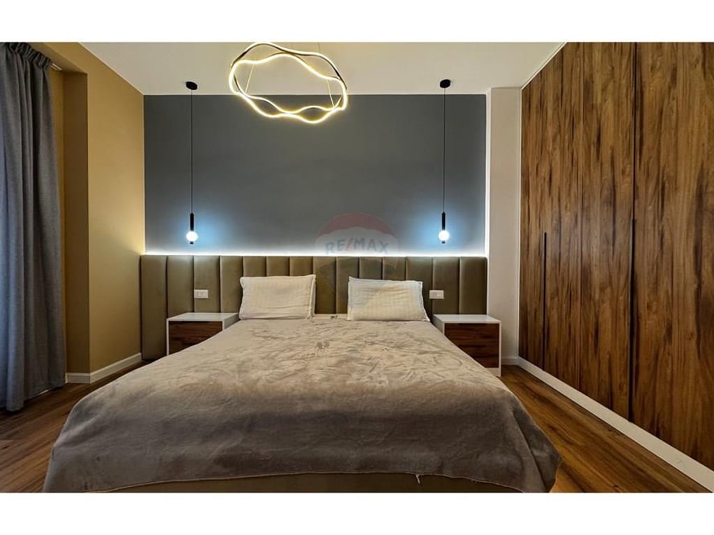 2+1 apartment for rent at Fusha Aviacionit!