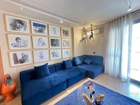 Apartament luksoz 1+1 per qira,Ish Ekspozita!