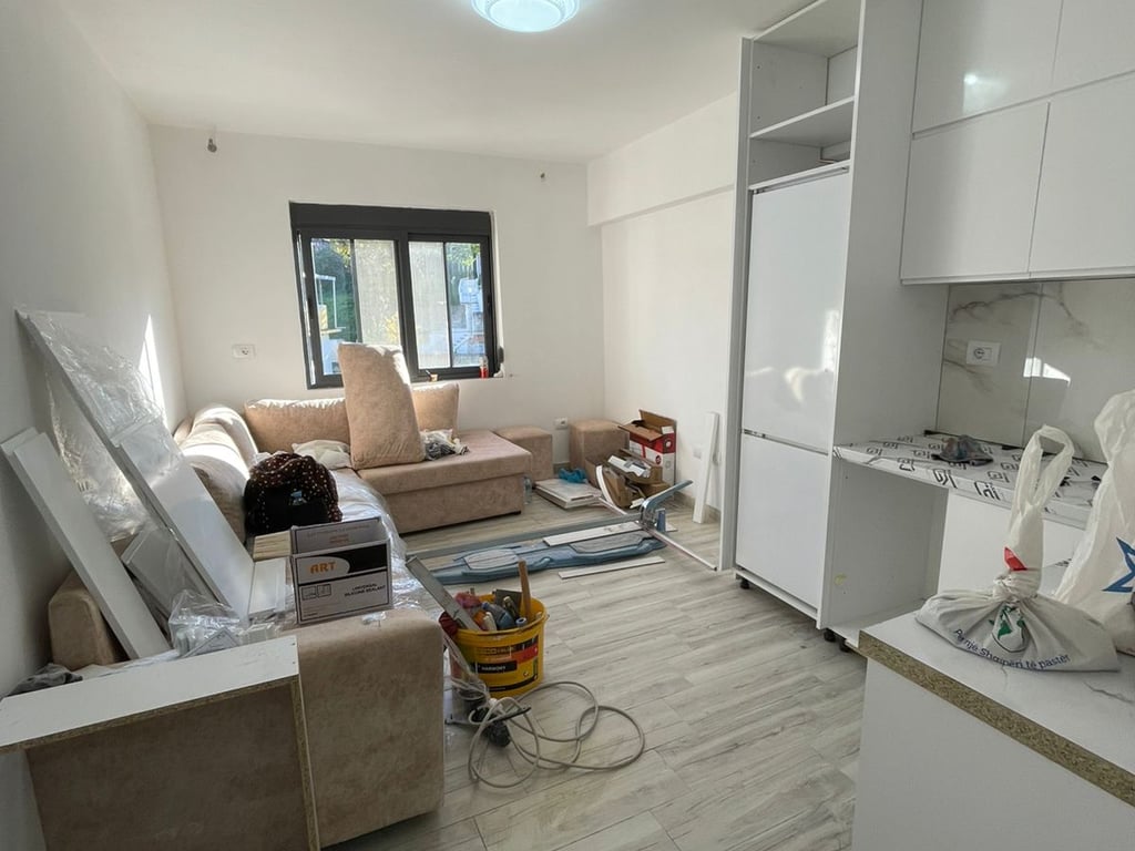 Appartamento 2+1 in Vendita a Çezma Ferres, Durres
