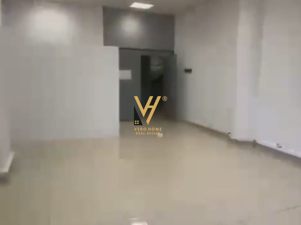 JEPET ZYRE 60 M2 ME QERA TE STADIUMI DINAMO 50.000 LEKE